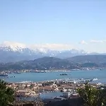 Arianna Hill House Bed & Breakfast La Spezia