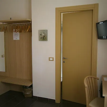 Arianna Hill House Panzió 3*