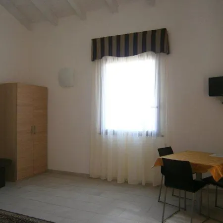 Arianna Hill House 3* ラ・スペツィア