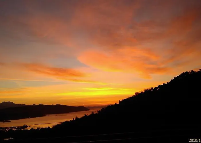 Bed & Breakfast Arianna Hill House